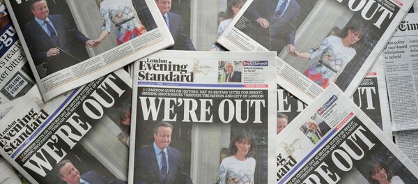 Насловне странице новина у Лондону дан након референдума о изласку Велике Британије из ЕУ Насловне странице новина у Лондону дан након референдума о изласку Велике Британије из ЕУ - Sputnik Србија