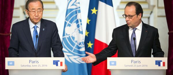 Fransoa Oland i Ban Ki Mun Fransoa Oland i Ban Ki Mun - Sputnik Srbija