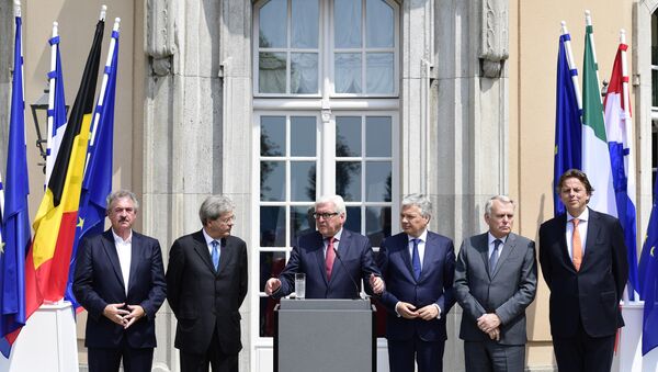 Šefovi diplomatija Francuske, Nemačke, Italije, Belgije, Holandije i Luksemburga - Sputnik Srbija