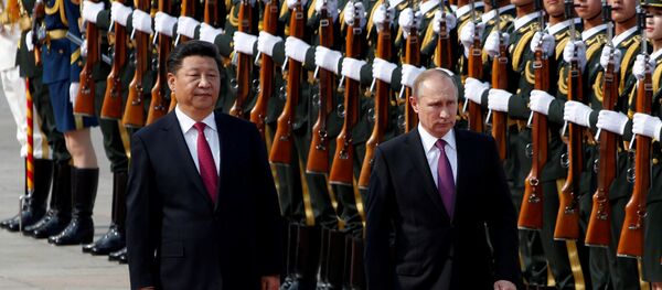 Predsednik Rusije Vladimir Putin u poseti Kini  sa predsednikom Kine Si Đinpingom, 25. juna 2016. godine - Sputnik Srbija