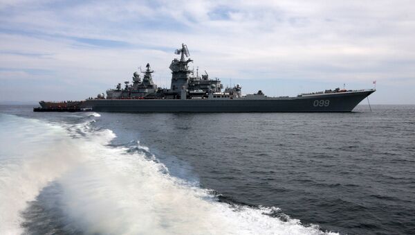 Nuklearna krstarica Arktičke flote „Petar Veliki“ tokom vojne vežbe - Sputnik Srbija