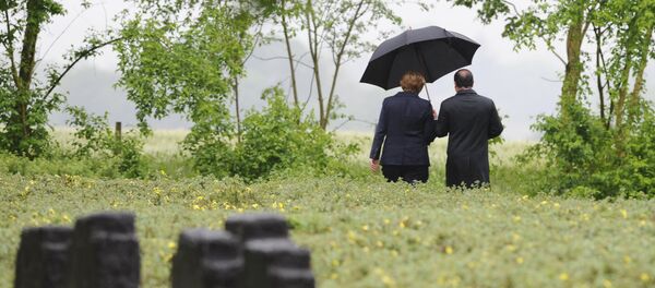 Франсоа Оланд и Ангела Меркел - Sputnik Србија