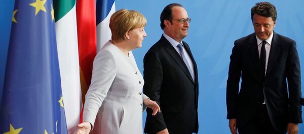 Ангела Меркел, Франсо Оланд и Матео Ренци - Sputnik Србија