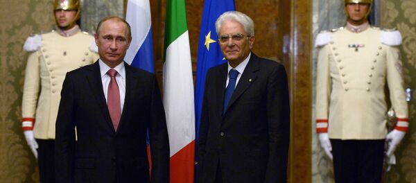 Predsednik Rusije Vladimir Putin i predsednik Italije Serđo Matarela Predsednik Rusije Vladimir Putin i predsednik Italije Serđo Matarela - Sputnik Srbija