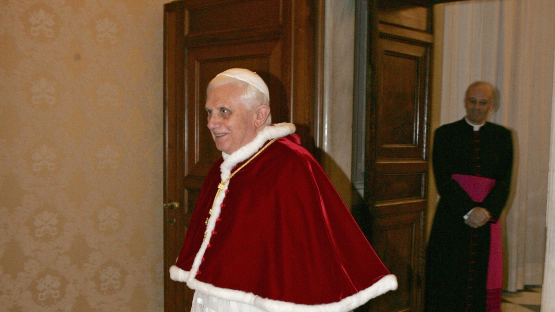 Бивши Папа Римски Бенедикт XVI - Sputnik Србија, 1920, 24.01.2022