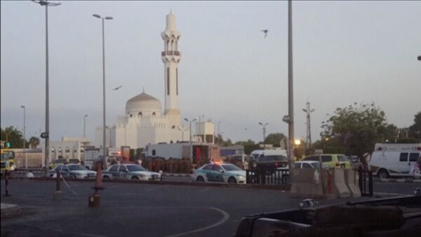 Полиција испред џамије пророка Мухамеда у Медини, Саудијска Арабија - Sputnik Србија