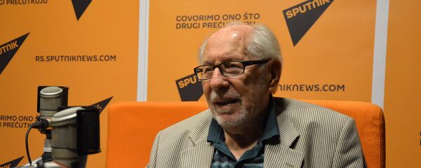 Писац Драгослав Михаиловић - Sputnik Србија