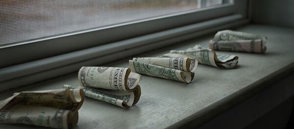 Изгужвани амерички долари - Sputnik Србија