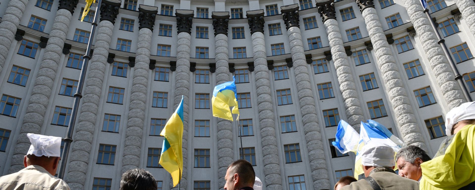 Протести испред Врховне раде Украјине - Sputnik Србија, 1920, 17.07.2026