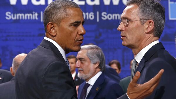 Барак Обама и Јенс Столтенберг на Самиту НАТО у Варшави. - Sputnik Србија
