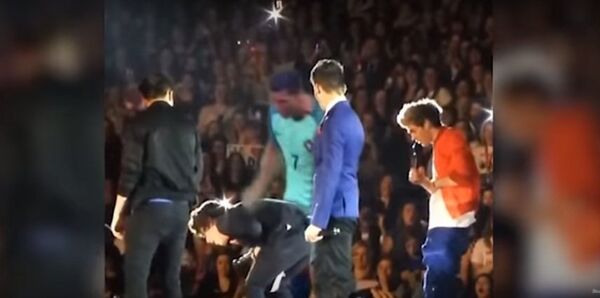 Кистијано Рондалдо „напада“ Доналда Трампа, Џастина Бибера и цео свет Кистијано Рондалдо „напада“ Доналда Трампа, Џастина Бибера и цео свет - Sputnik Србија