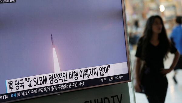 Јужнокорејски медији извештавају о лансирању севернокорејске балистичке ракете - Sputnik Србија