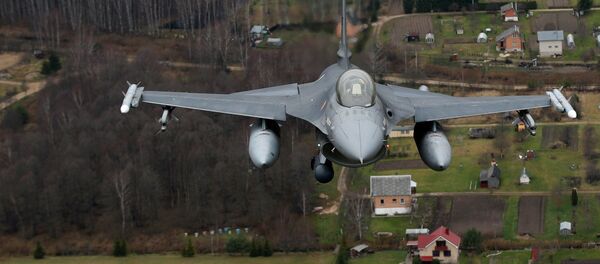 Португалски војни авион учествује у балтичкој полицијској патроли НАТО-а изнад Литваније. Португалски војни авион учествује у балтичкој полицијској патроли НАТО-а изнад Литваније. - Sputnik Србија