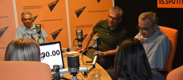 Emisija Svet sa Sputnjikom, gosti  Milovan Drecun, Jakša Šćekić i Goran Jevtović - Sputnik Srbija