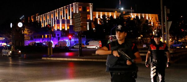 Полиција испред зграде Генералштаба у Турској - Sputnik Србија