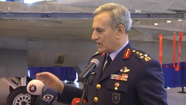 Bivši glavnokomandujući vazduhoplovnih snaga Turske Akin Ozturk - Sputnik Srbija