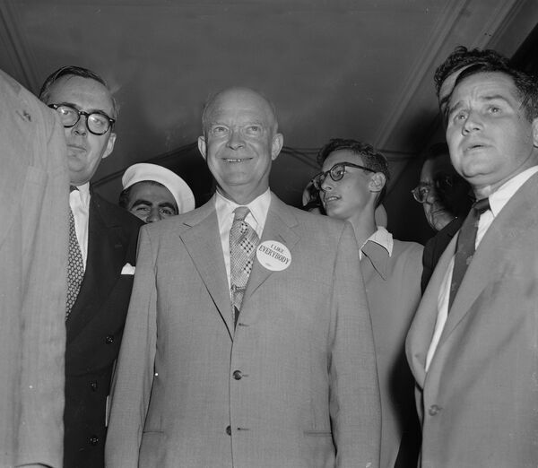 Dvajt Ajzenhauer u predsedničkoj kampanji 1952. godine. Dvajt Ajzenhauer u predsedničkoj kampanji 1952. godine. - Sputnik Srbija