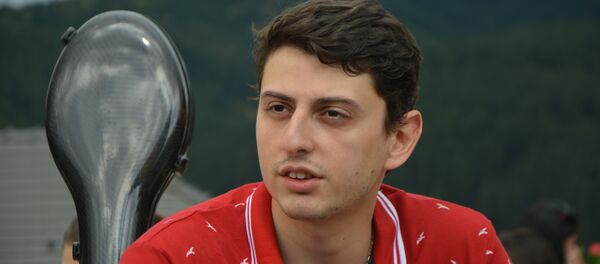 Jermenski violončelista Narek Haknazarijan - Sputnik Srbija