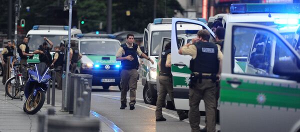 Police secures the area of Karlsplatz (Stachus square) following shootings on July 22, 2016 in Munich - Sputnik Србија