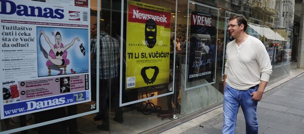 Александар Вучић на изложби Нецензурисане лажи - Sputnik Србија