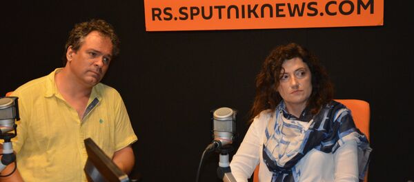 Историчар Предраг Марковић и Тамара Ћирић из Удружења логораша концентрационог логора Маутхаузен у емисији „Спутњик интервју“ - Sputnik Србија