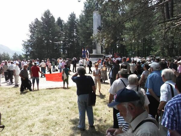 Обележавање Дана устанка у Србу. - Sputnik Србија