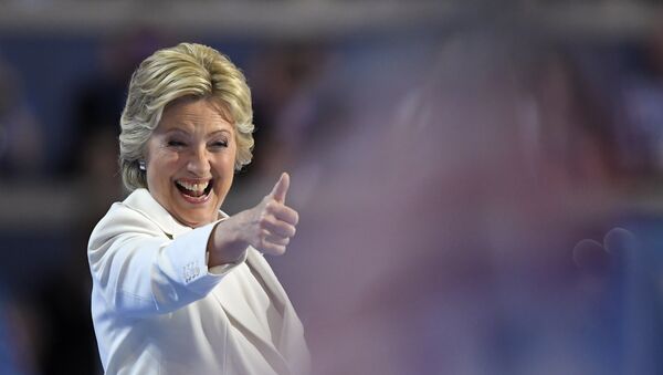 Кандидат Демократске партије за председника САД Хилари Клинтон на конвенцији у Филаделфији. - Sputnik Србија