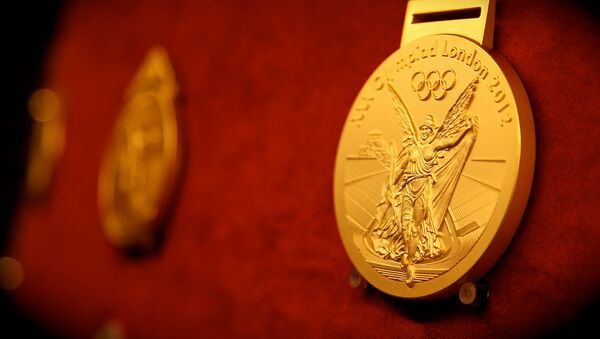 Златна медаља са Олимпијских игара у Лондону 2012. - Sputnik Србија