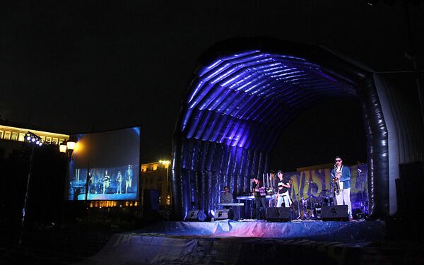 Након пријема у Амбасади Србије у Софији промоција Нишвил џез фестивала и Туристичке организације Ниша одржана је и у централном делу главног града Бугарске Након пријема у Амбасади Србије у Софији промоција Нишвил џез фестивала и Туристичке организације Ниша одржана је и у централном делу главног града Бугарске - Sputnik Србија