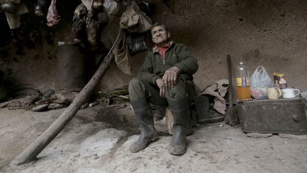 Pedro Luca, el ermitaño argentino que vive en una cueva desde hace 40 años - Sputnik Srbija