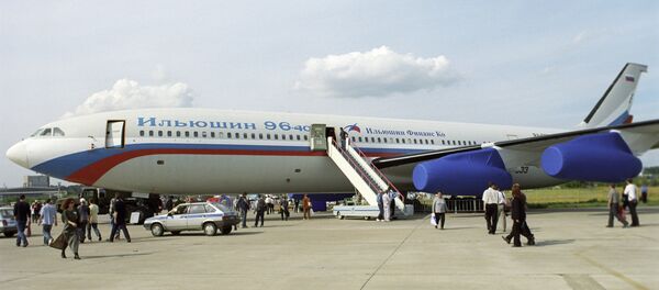 Руски авион Ил-96-400 - Sputnik Србија