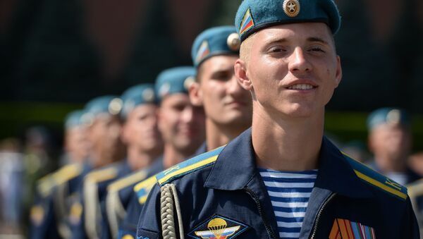 Војници на прослави годишњице формирања руске Ратне морнарице у Москви - Sputnik Србија