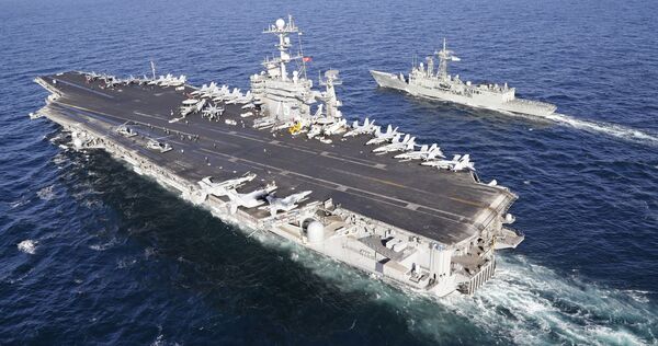 Амерички носач авиона „Хари Труман“ Амерички носач авиона „Хари Труман“ - Sputnik Србија