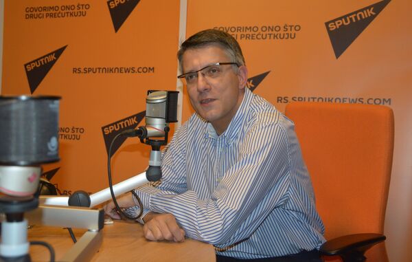 Aleksandar Popović Aleksandar Popović - Sputnik Srbija
