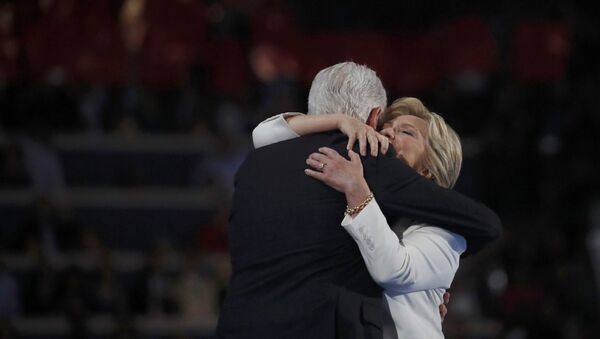 Hilari i Bil Klinton - Sputnik Srbija