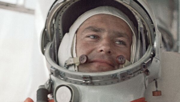Kosmonaut German Titov na kosmodromu Bajkonur. - Sputnik Srbija