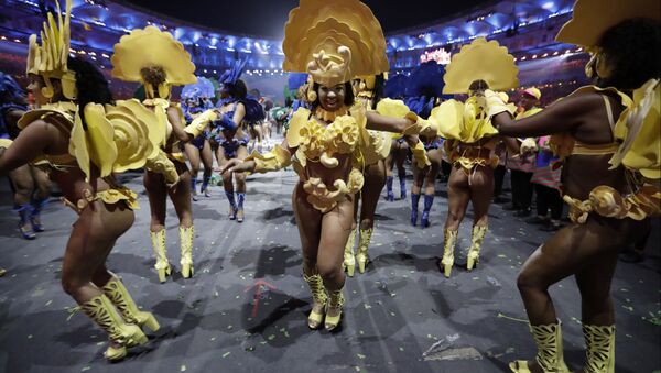 Plesači tokom ceremonije otvaranja Letnjih olimpijskih igara u Rio de Žaneiru. - Sputnik Srbija