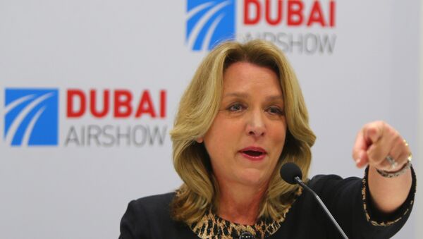 Sekretar vazdušnih snaga SAD Debora Li Džejms na konferenciji za medije u Dubaiju. - Sputnik Srbija
