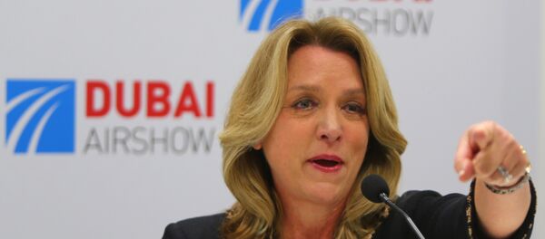 Секретар ваздушних снага САД Дебора Ли Џејмс на конференцији за медије у Дубаију. Секретар ваздушних снага САД Дебора Ли Џејмс на конференцији за медије у Дубаију. - Sputnik Србија