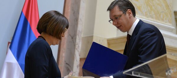 Александар Вучић и Маја Гојковић Александар Вучић и Маја Гојковић - Sputnik Србија