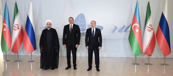 Председници Ирана, Азербејџана и Русије - Хасан Рохани, Илхам Алијев и Владимир Путин Председници Ирана, Азербејџана и Русије - Хасан Рохани, Илхам Алијев и Владимир Путин - Sputnik Србија