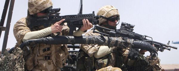 British soldiers stand guard at Umm Qasr port in Basra, Iraq - Sputnik Србија