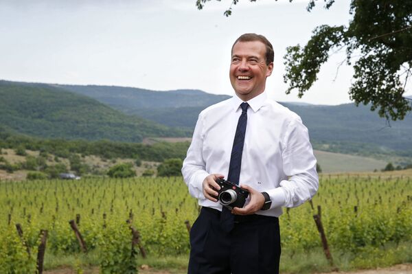 Радна посета руског премијера Дмитрија Медведева Кримском федералном округу Радна посета руског премијера Дмитрија Медведева Кримском федералном округу - Sputnik Србија