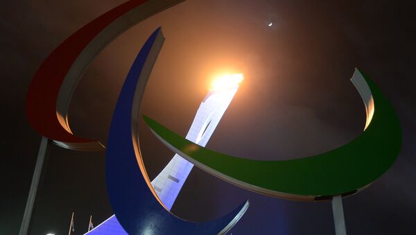 Паљење параолимпијске бакље на отварању Олимпијских игара у Сочију 2014. - Sputnik Србија