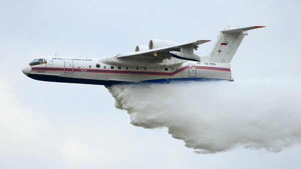 Авион Бе-200ЧС за гашење пожара - Sputnik Србија