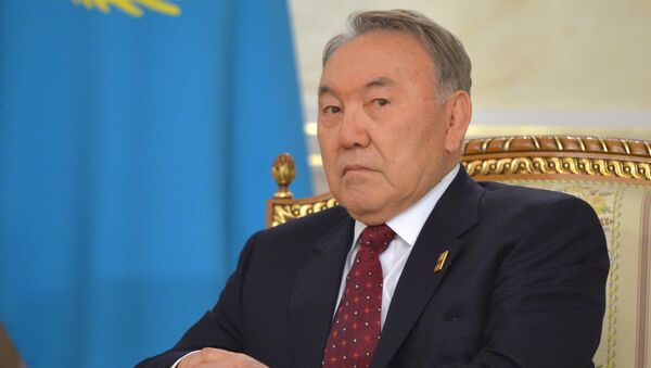 Predsednik Kazahstana Nursultan Nazarbajev tokom sastanka sa ruskim predsednikom Vlarimirom Putinom u Astani. - Sputnik Srbija