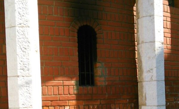 Запаљени део Храма Преображења Господњег у Сарајеву - Sputnik Србија