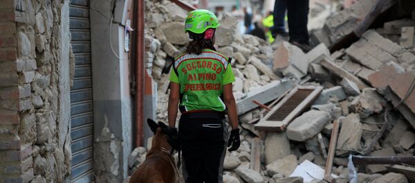 Земљотрес у Италији Земљотрес у Италији - Sputnik Србија