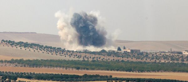 Turska vojska bombarduje pozicije DAEŠ-a u Džarablusu - Sputnik Srbija