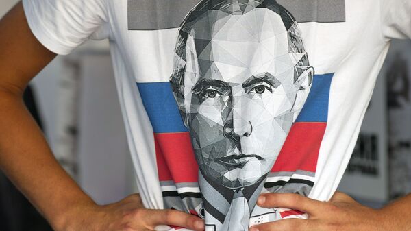 Majica sa likom Vladimira Putina - Sputnik Srbija